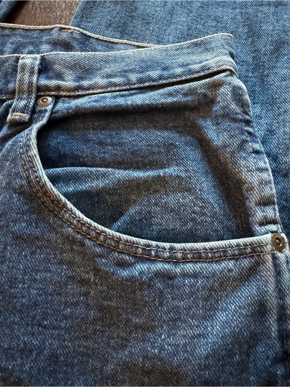 Wrangler Men’s Classic Blue Straight-Leg Jeans 36 x 32 Like New!